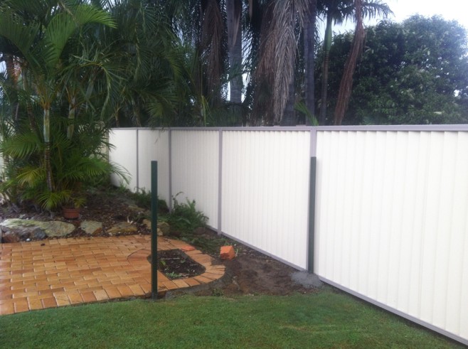 Colorbond ColorMAX Fencing Capalaba Riversand and Domain